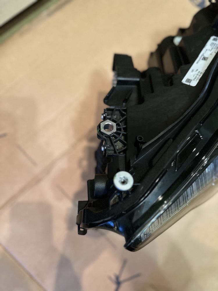 BMW G42 2 серія фара ліва LED в зборі з блоками