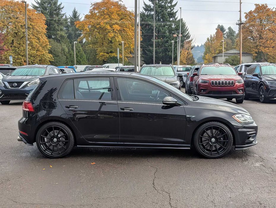 Volkswagen Golf R      2019