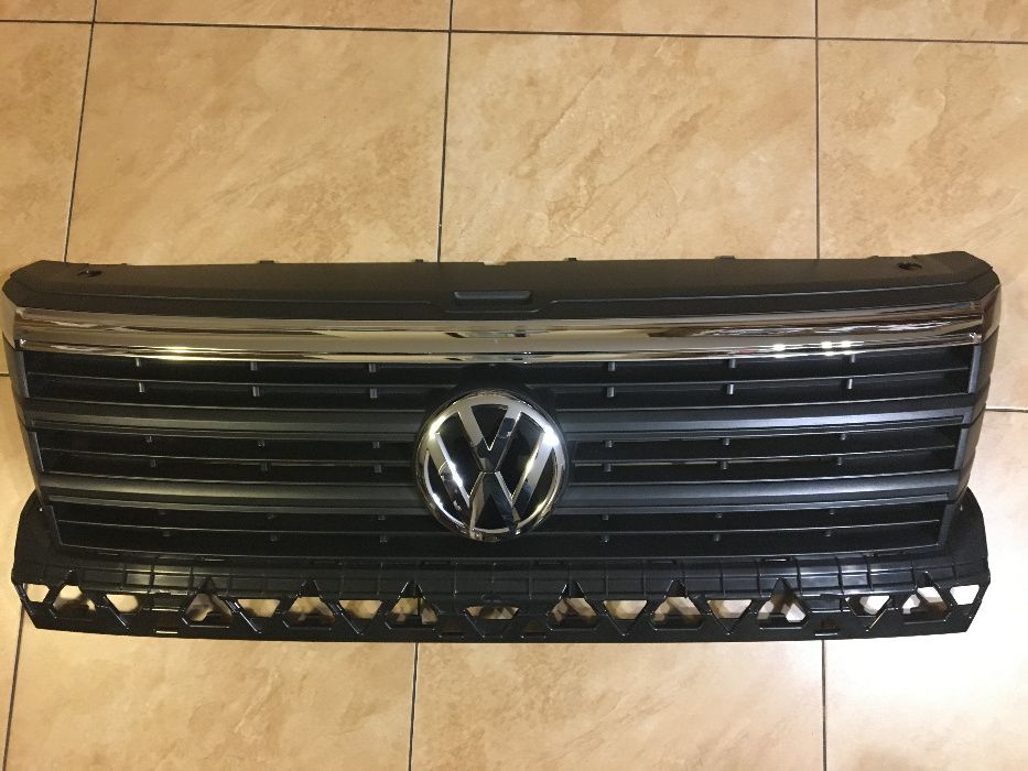 Gril Grill Atrapa VW Volkswagen Crafter II 2017 --> igła