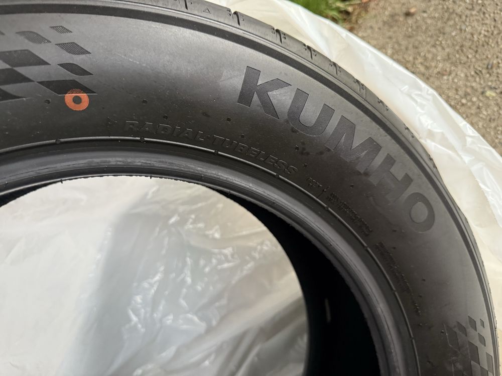 Kumho Ecsta PS71 SUV 215/60 R17 96 H