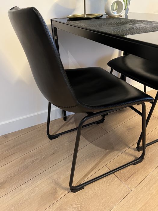 Krzesło czarne skóra nowoczesne agata meble enifo cl-800