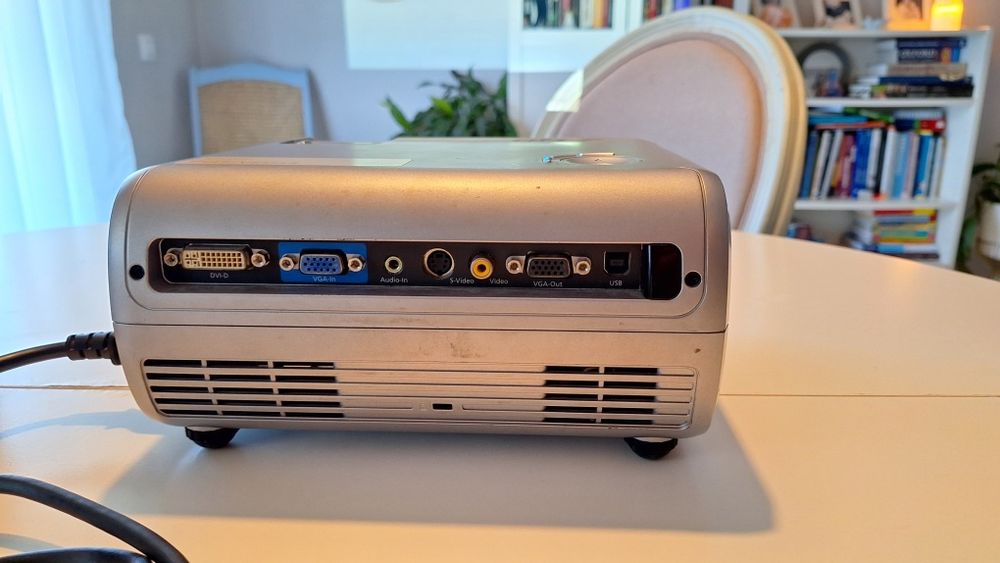 Projetor Acer de boa qualidade em Ótimo estado