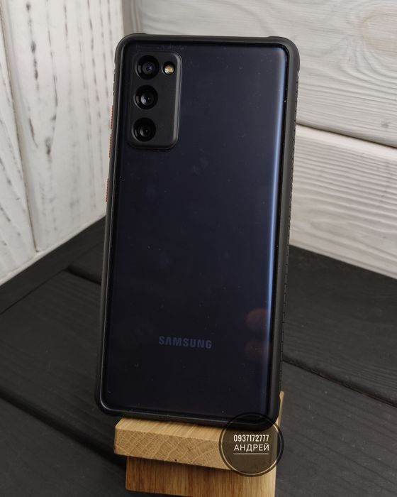 Чехол прозрачный на Samsung S20 FE/ S21 FE. Противоударный. Удобные кн