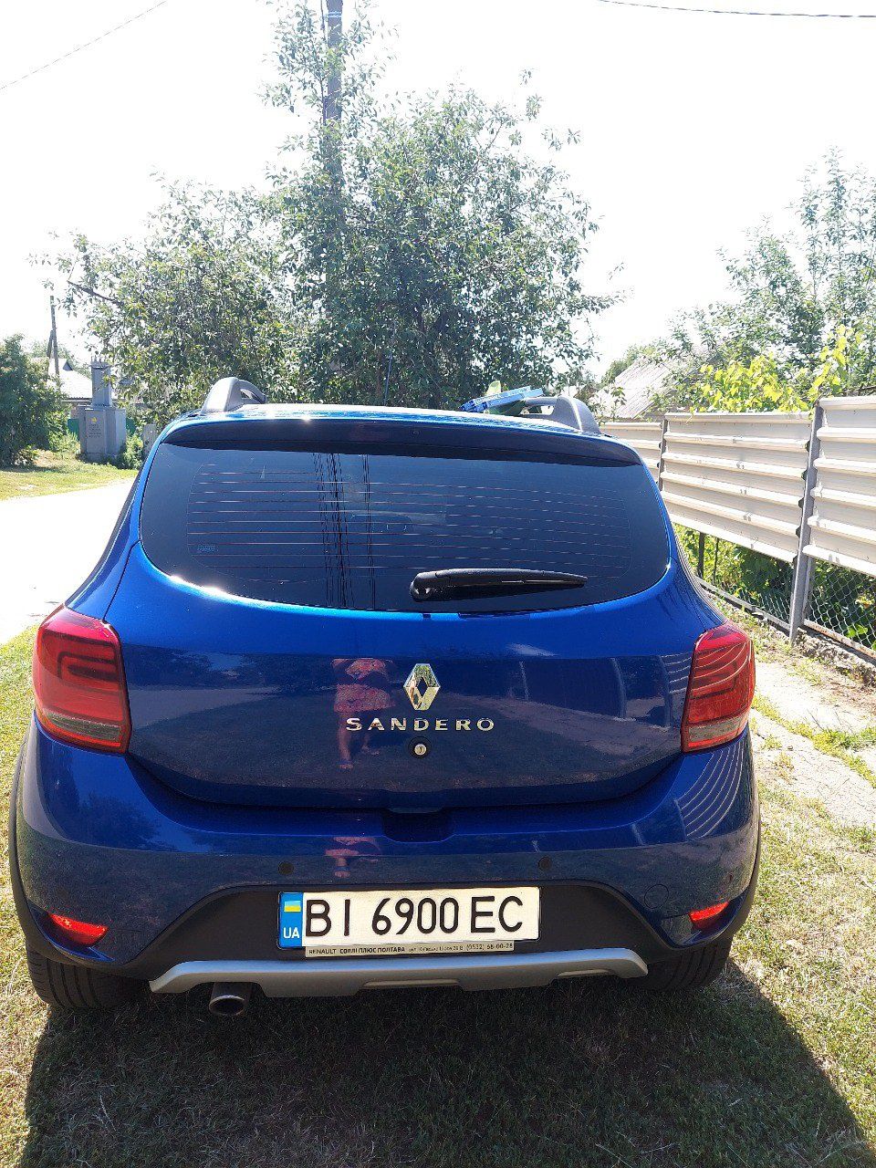 Renault sandero stepway 0,9 автомат