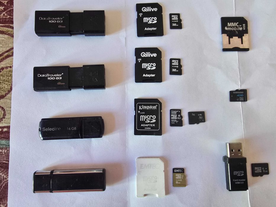 Cartões de memoria e pens Usb Usadas Como novas