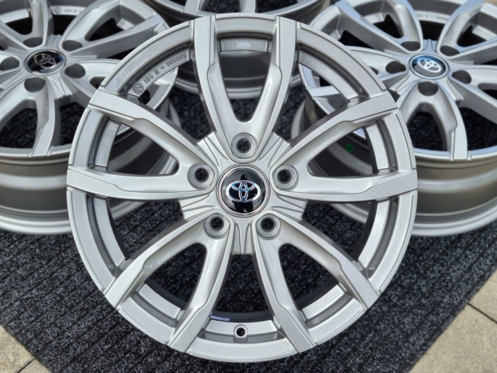 Toyota 16 Felgi alu nowe 5x114,3 Yaris Cross Corolla Auris Prius RAV4