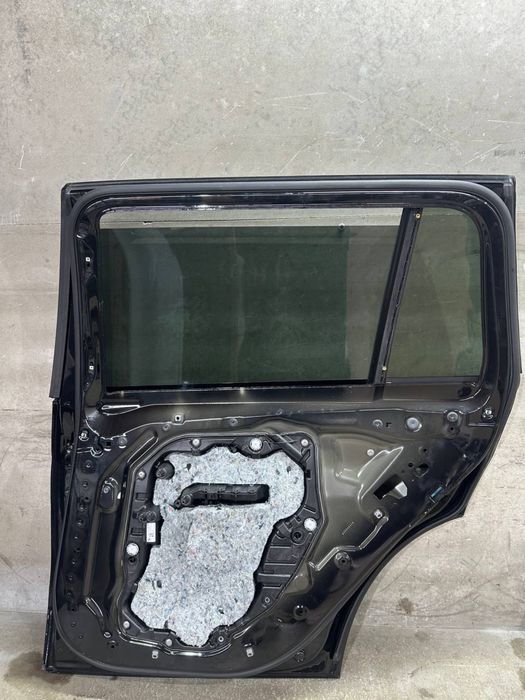 Двери правые BMW G05 475