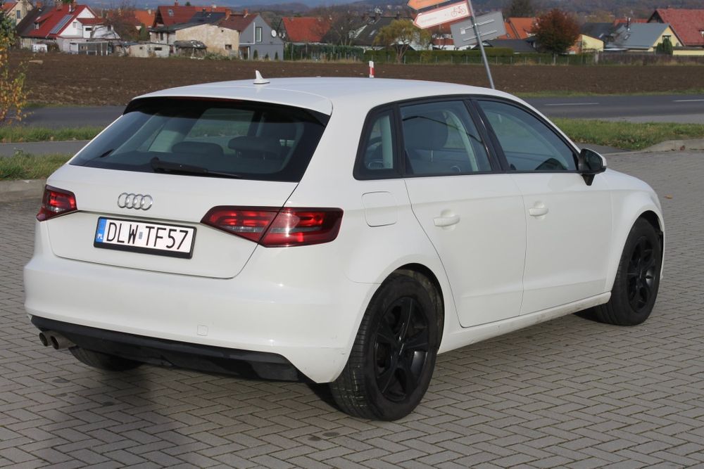 Audi A3 2.0 TDI 2013r 5'cio drzwiowa Klimatyzacja  Navi Alufelgi 17
