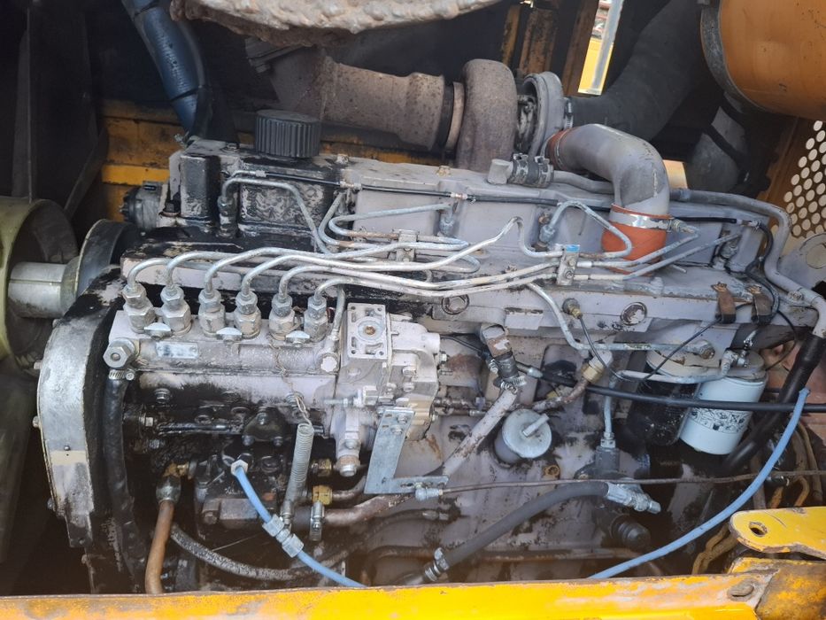 Silnik Cummins 6CT8.3  127KW  turbo 6 cylindrowy z osprzętem Case