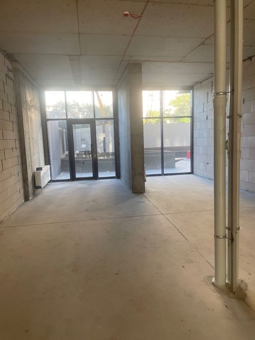 «Эллада» Генуэзская Аркадия 100м фасадное помещение