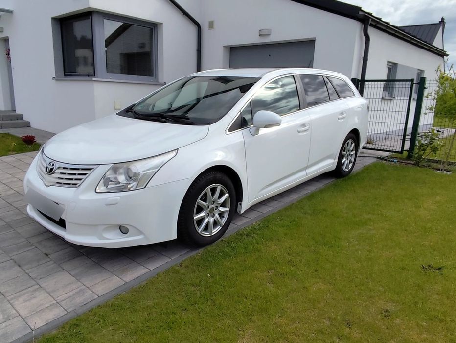Toyota Avensis Sprzedam Toyota Avensis 2.0 D-4D 140 KM Kombi | 2009 | Bezwypadkowy I