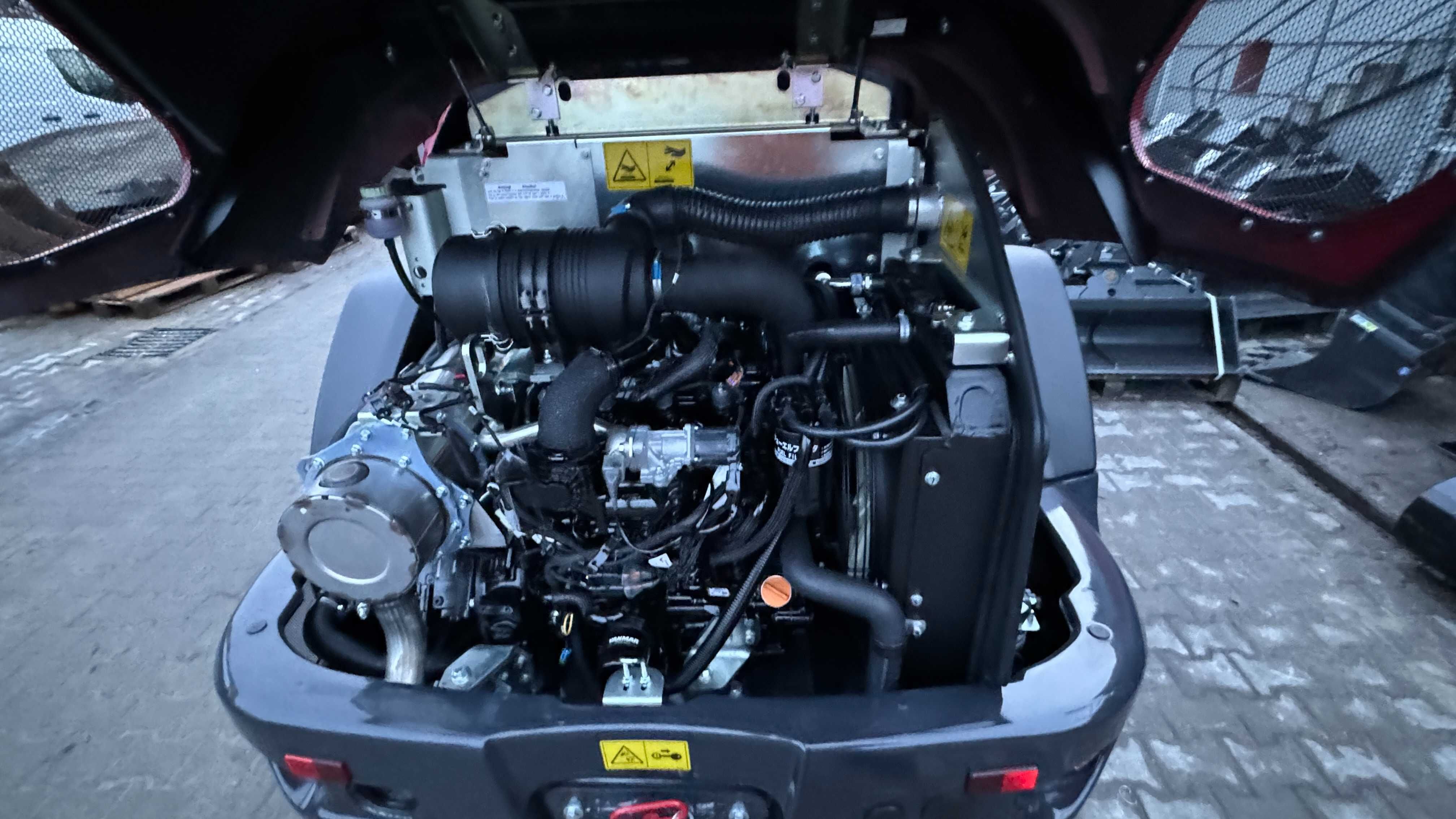 Ładowarka przegubowa Yanmar V7/5-ATO od największego DEALERA