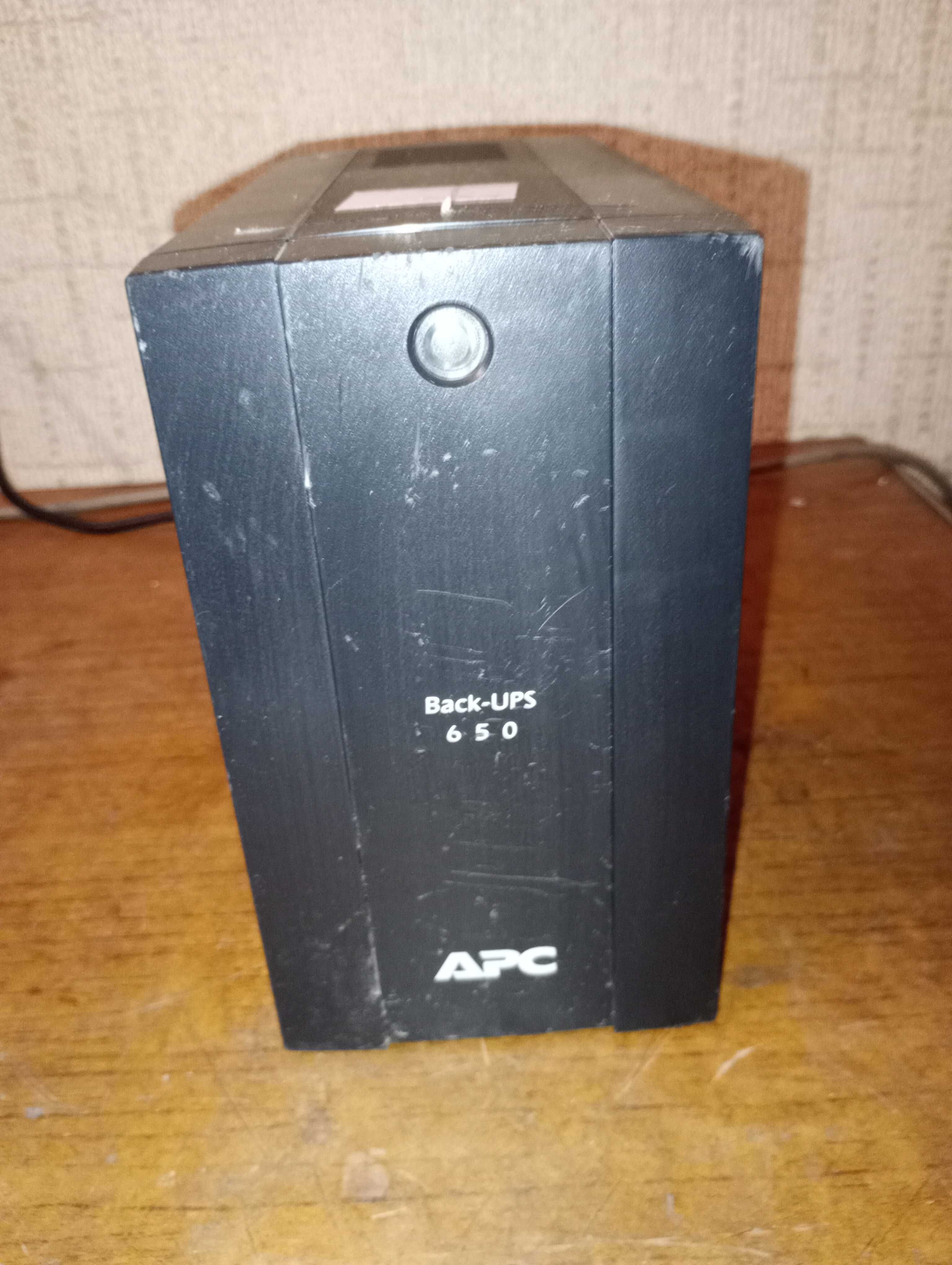 APC Back-UPS 650VA (BC650-RSX761) в ремонт, не працює