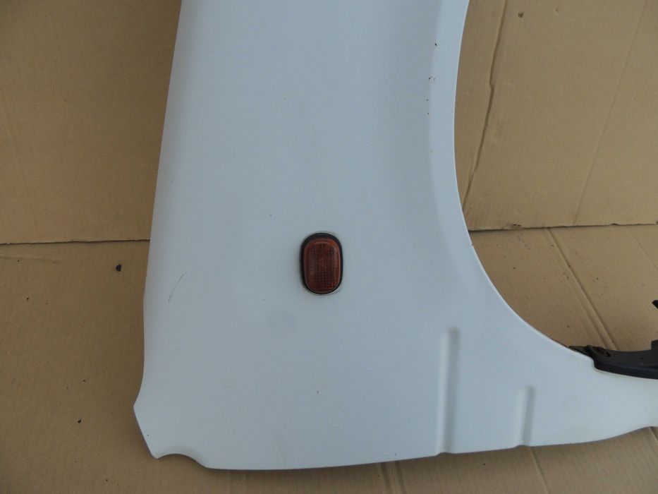 Błotnik przedni prawy Daihatsu Cuore 3 III 90,91,92,93,94