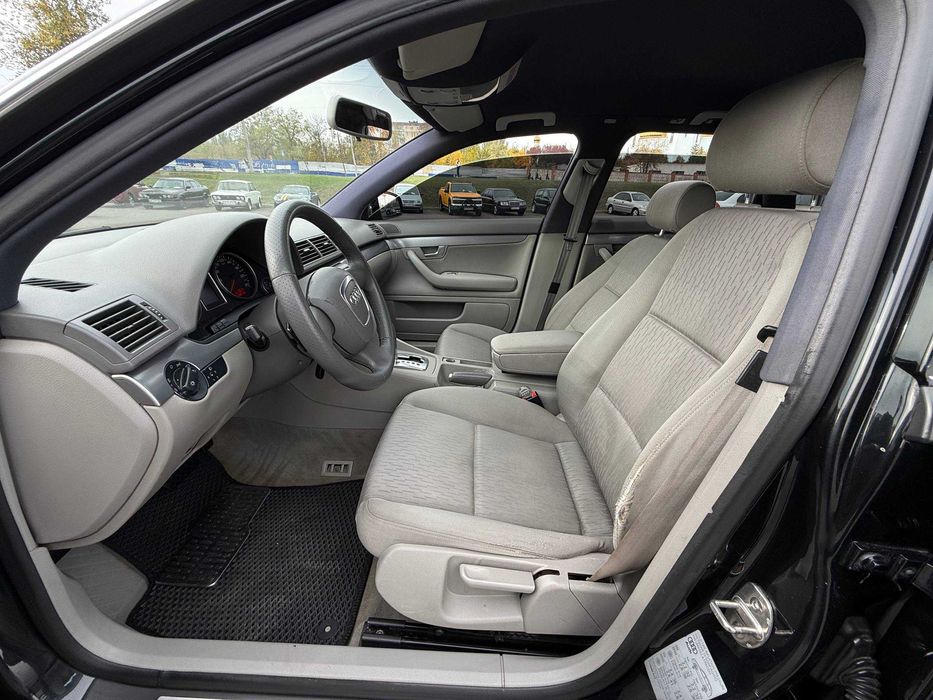 AvtoReal Audi A4 B7 2005