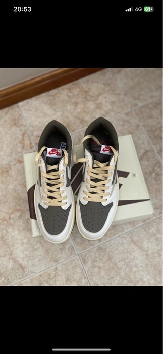 Nike air jordan Travis Scott