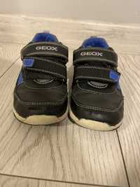 Buty dzieciece  geox 27