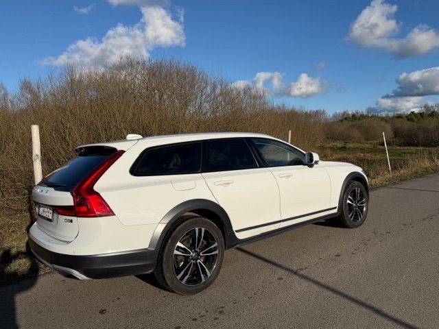 Volvo V90 Jedyny użytkownik, bezwypadkowy, stan idealny, pełna książka serw.