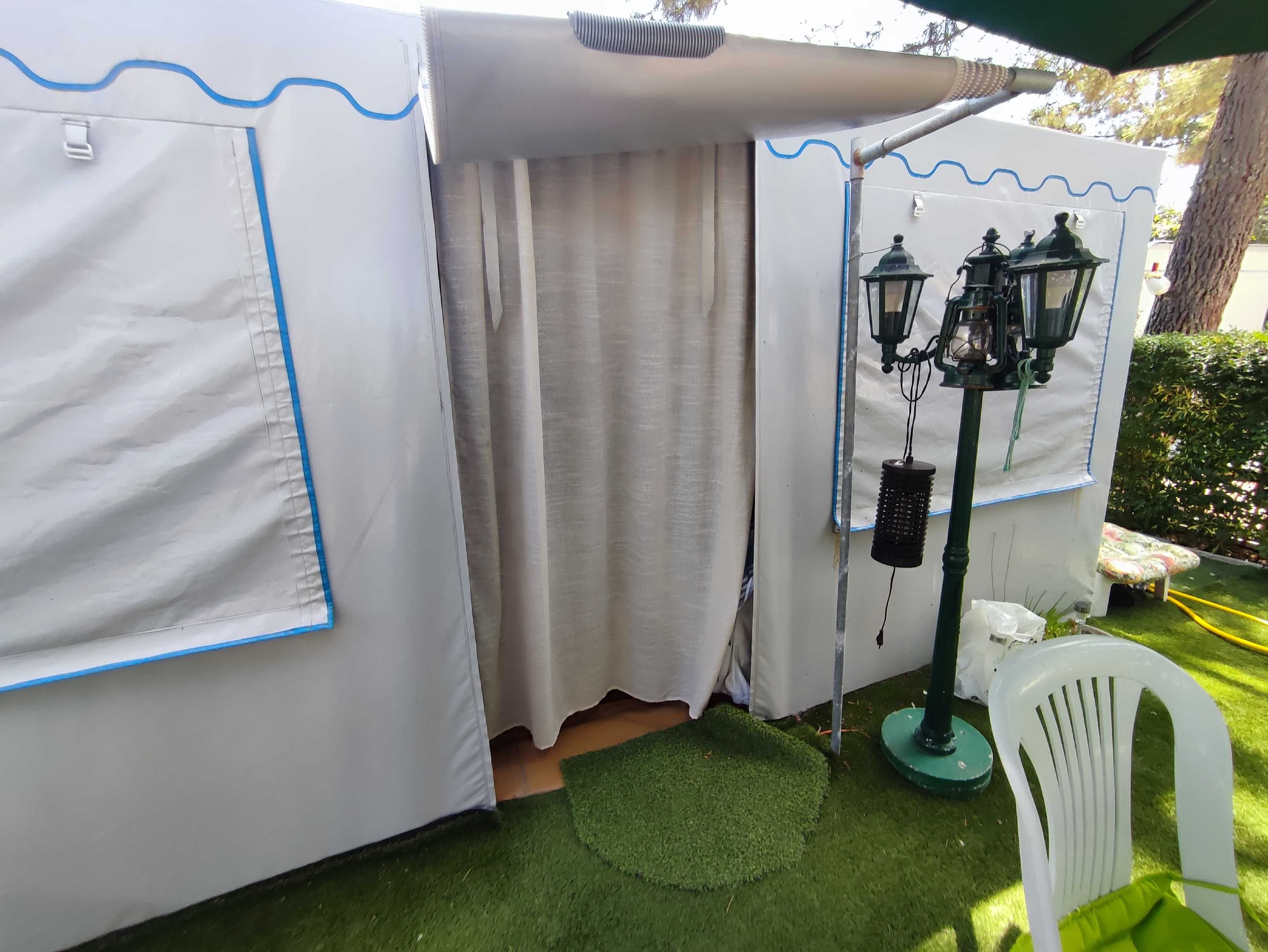 Vende se caravana com avançado