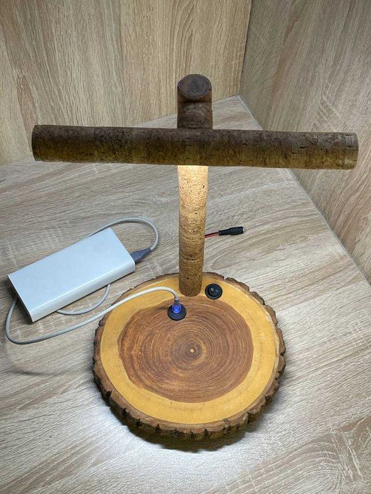 Настольная лампа ручной работы с работой от сети и источника питания