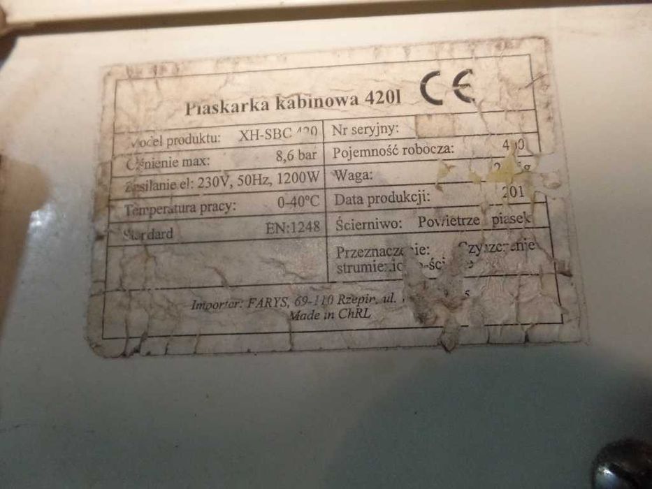 piaskarka kabinowa 420l 
sprawna