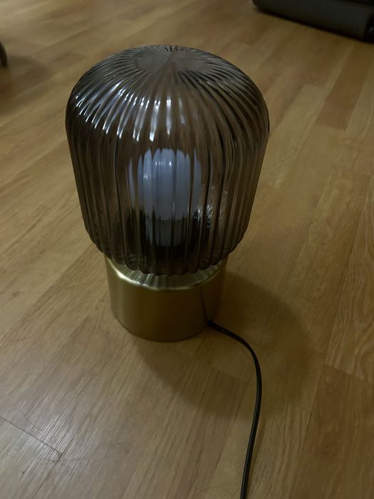 IKEA SOLKLINT Lampa stołowa mosiądz