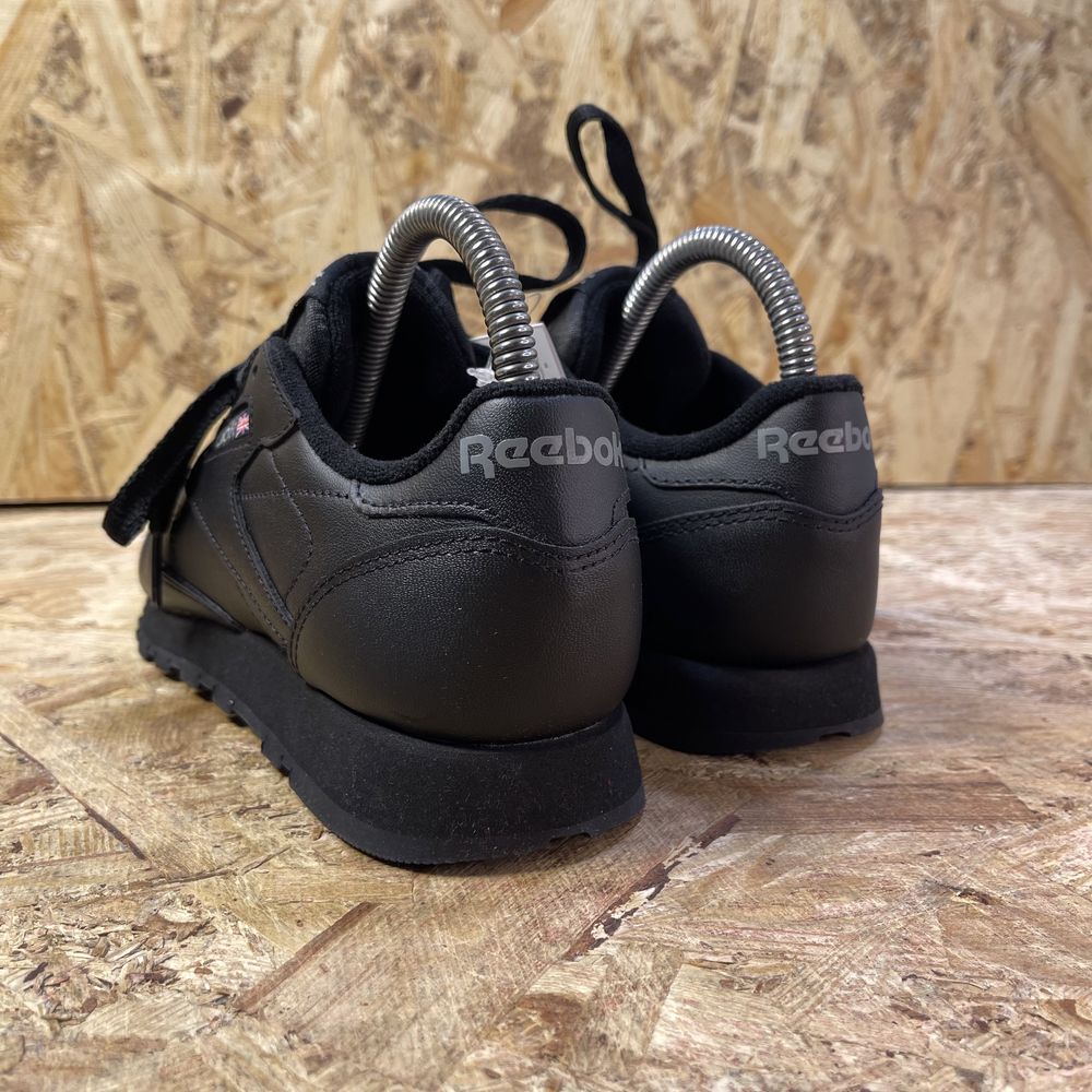 Жіночі кросівки Reebok Classic Leather W 3912 дитячі