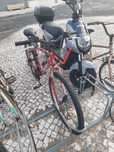 Bicicleta vermelha renovada