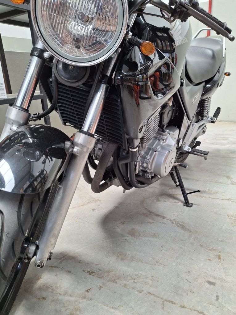 Honda CB 500 N Impecável
