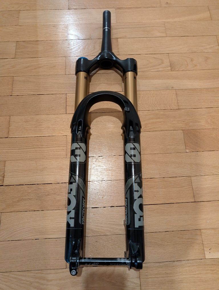 FOX 38 Factory 29" 160mm Grip2