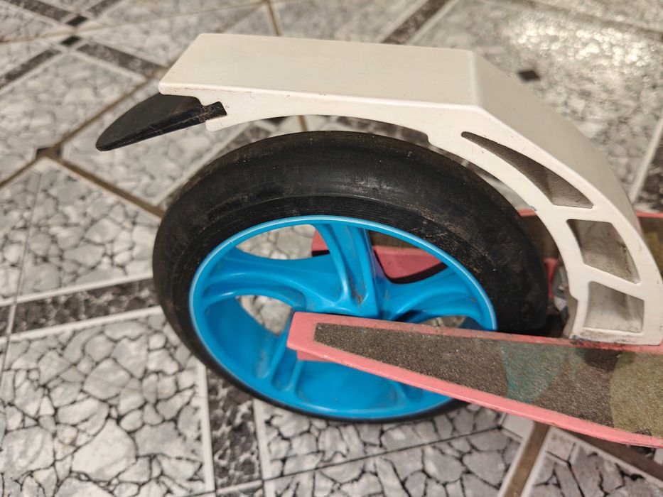 Hulajnoga Spookey Racer