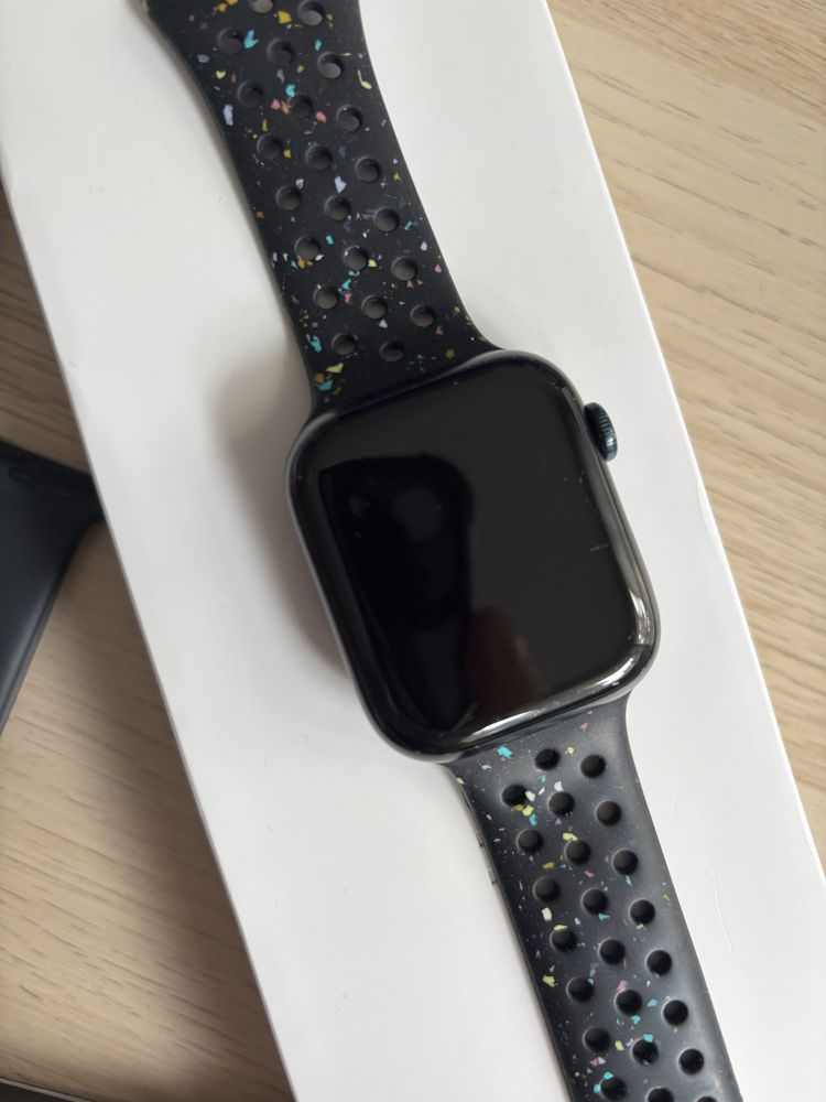 Apple Watch series 8 GPS LTE Cellular 45mm