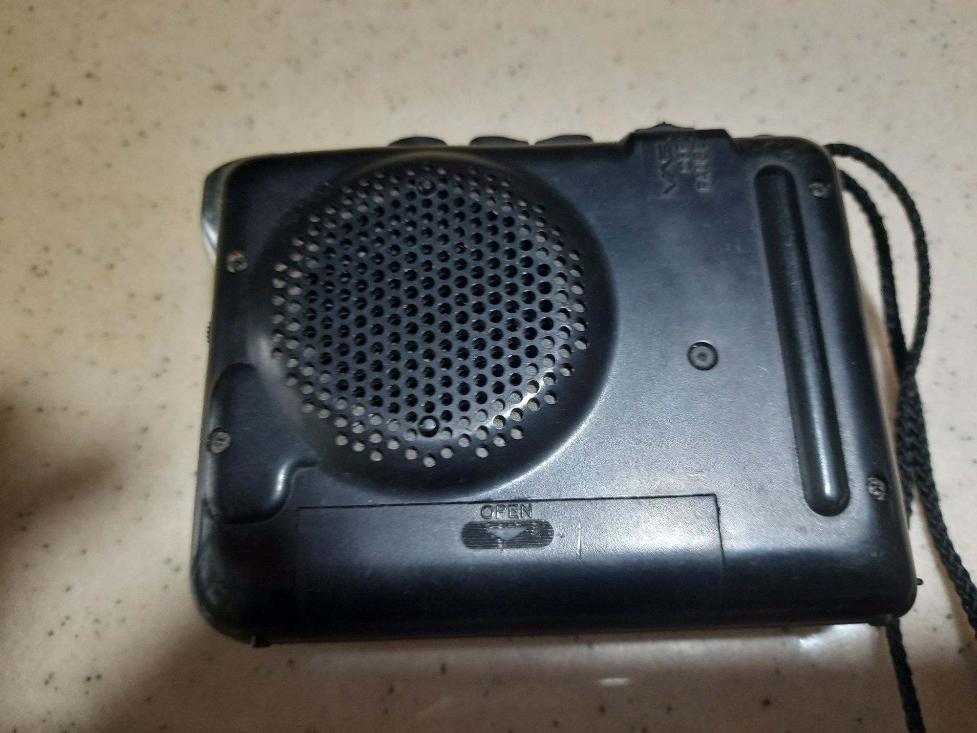 Диктофон Panasonic RQ- L319 или обмен на кассетный, cd плеер.