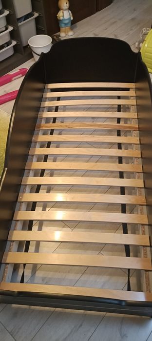 Łóżeczko SAMOCHÓD dla chłopca