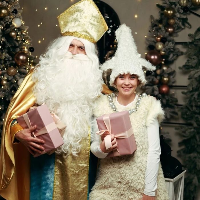 Святий Миколай, Дід Мороз, Санта Клаус...