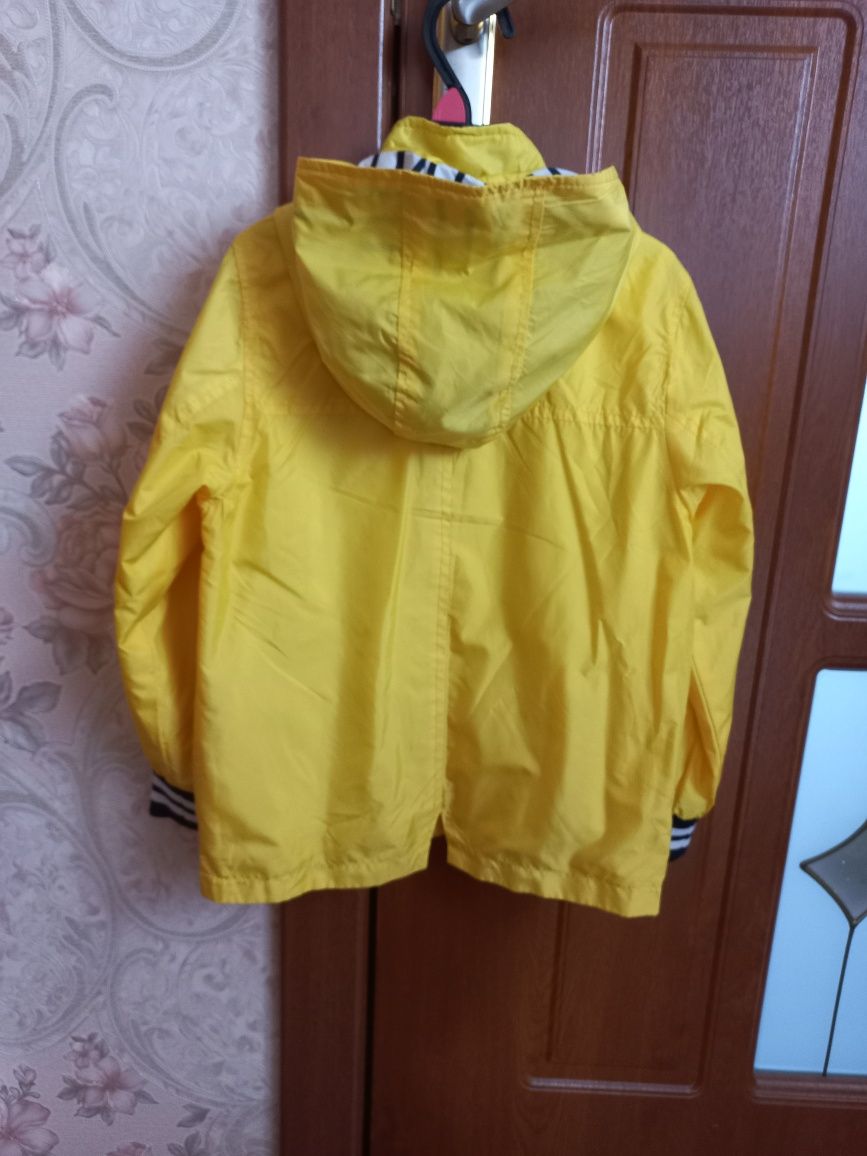 Куртка ( вітрьовка) для хлопчика 116 см