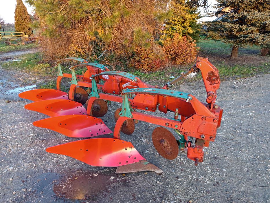 Sprzedam pług Kverneland 4 skibowy AB 85 Vario