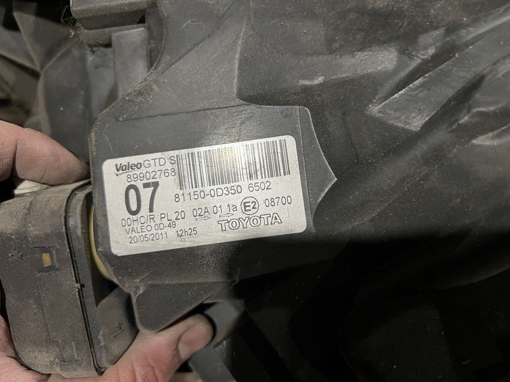 Фара ліва Toyota Yaris 2 2006-2009 Тойота Яріс в наявності.