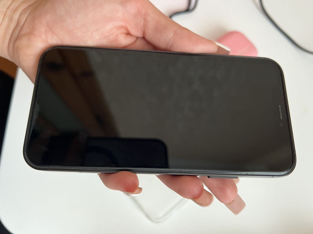 iPhone XR в корпусі 14pro