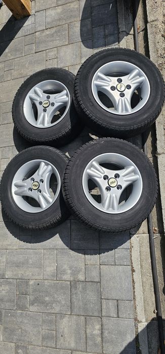 Całe kołai 13 Polonez 4x98 z oponami letnimi  13 vivo 185/70