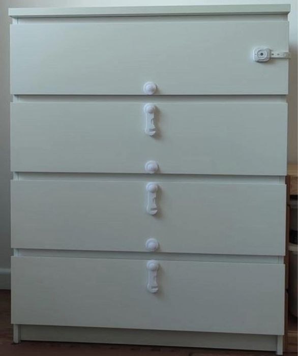 Komoda MALM ikea 4 szuflady blokada dziecięca szafa