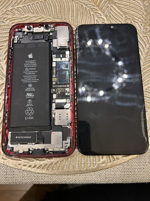 IPhone 11 128 GB RAM uszkodzony na części