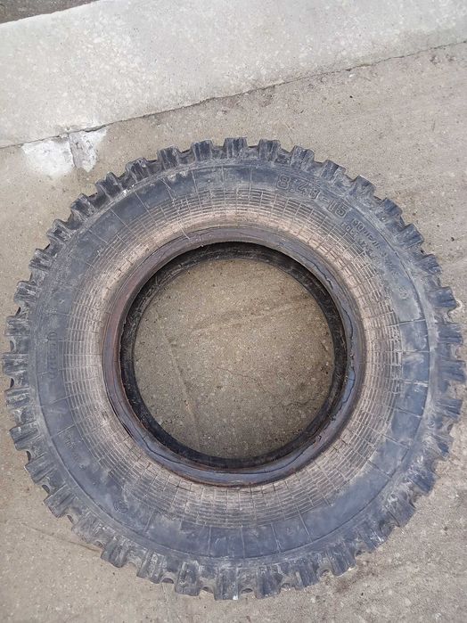 Продам шину УАЗ р15