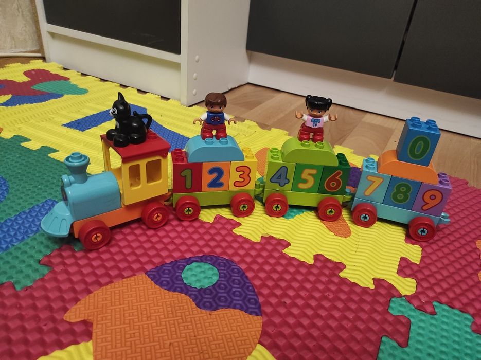 Конструктор LEGO DUPLO Потяг із цифрами