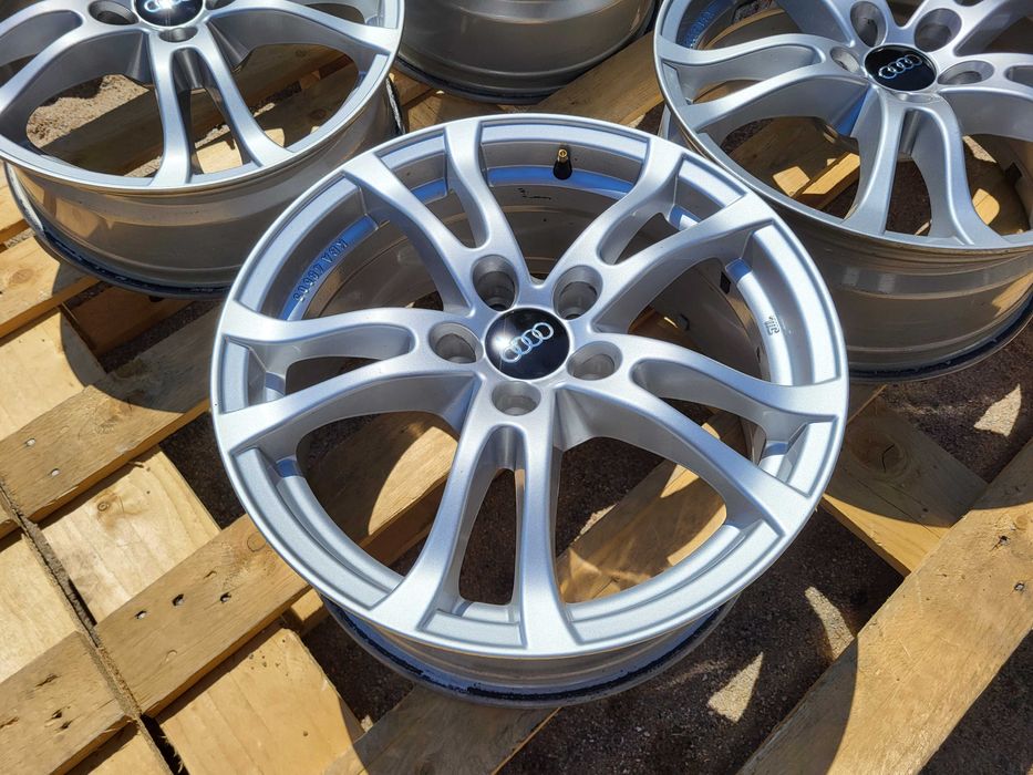 [907] Felgi aluminiowe 17 Cali 5x112 ET43 Audi A3 A4 A6