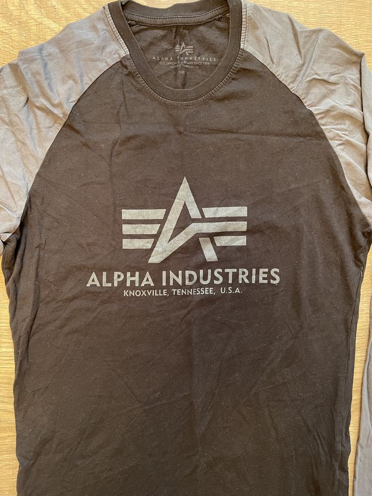 Лонгслив The North Face и Alpha Industries