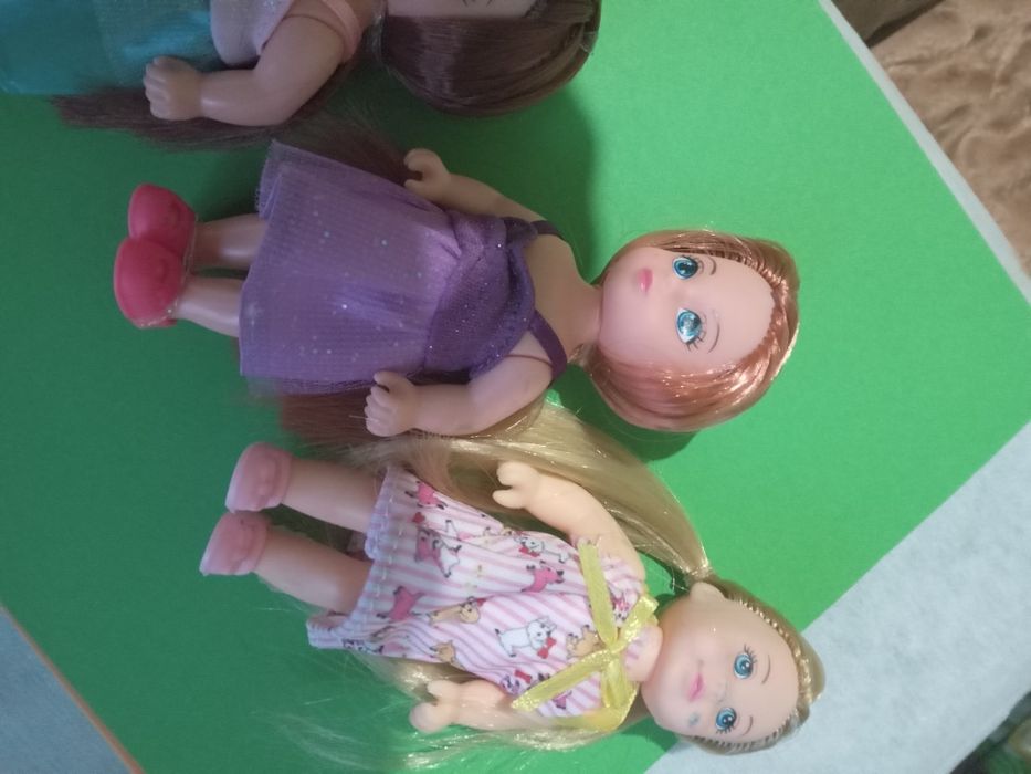 Продам невеличкі ляльки