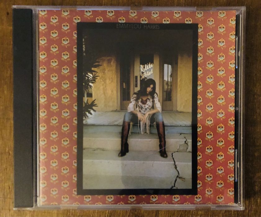 Emmylou Harris - Elite Hotel