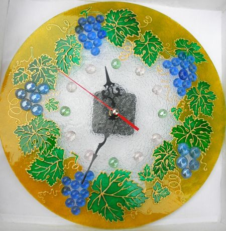 Стеклянные часы с витражной росписью и марблс "Виноград"