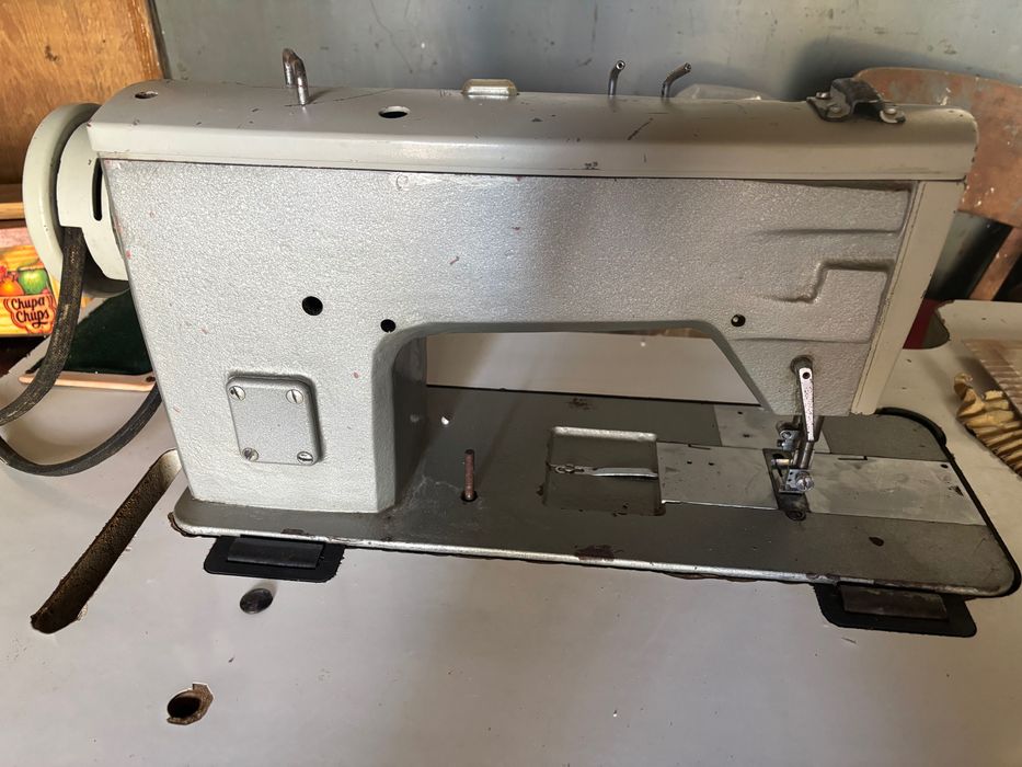 Швейна машинка Чеська 3ох фазна